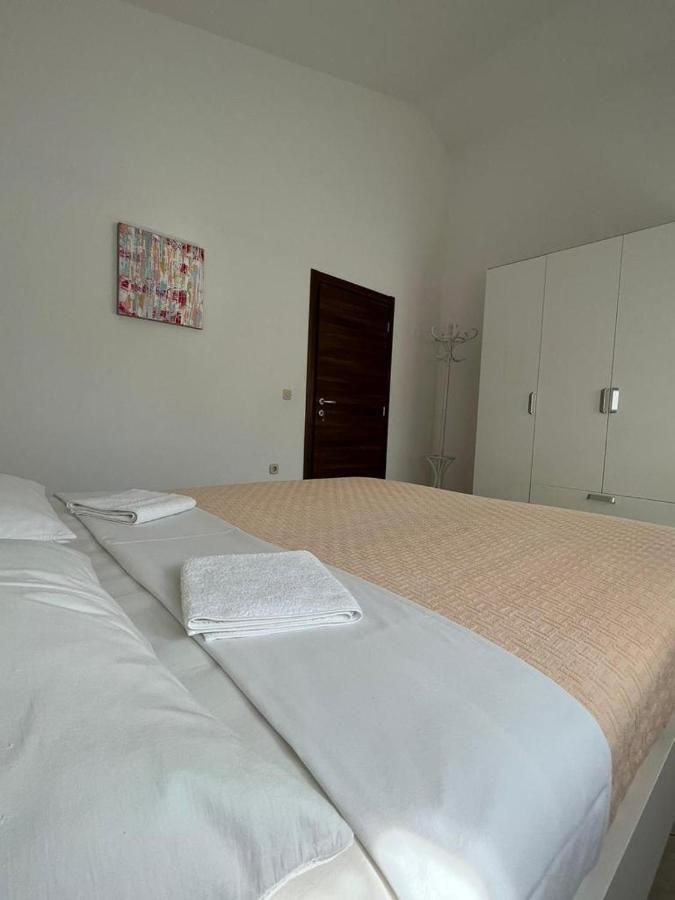 Apartments Filip 파자나 외부 사진